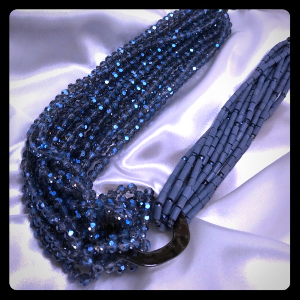 Stunning blue necklace